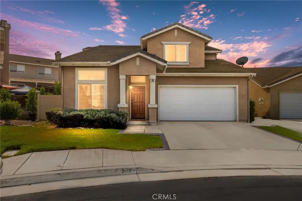 909 Heron Drive, Corona, CA 92879 - #1