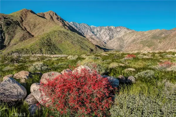 2021 Vista Palizada Drive, Palm Springs, CA 92262