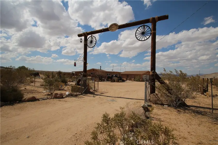 1910 Artesia Avenue, Landers, CA 92285 - #2