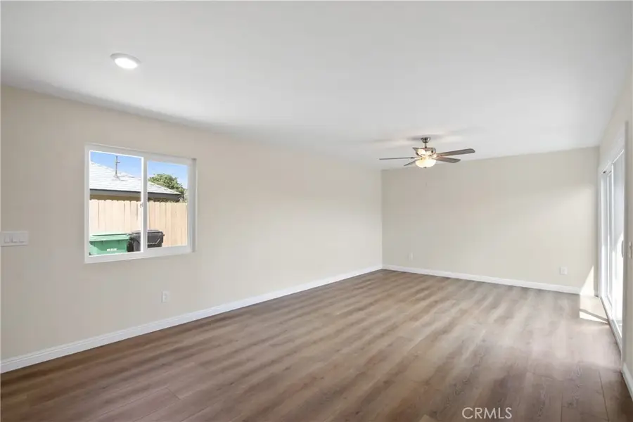 1683 Lark, Corona, CA 92882 - #2