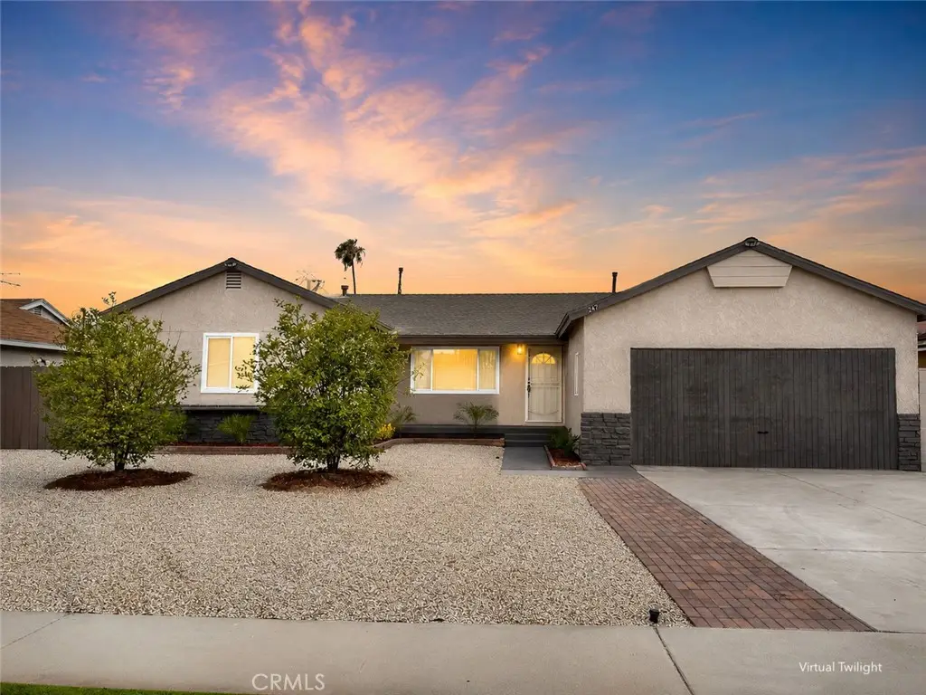 247 E Grant Street, Rialto, CA 92376 - #1