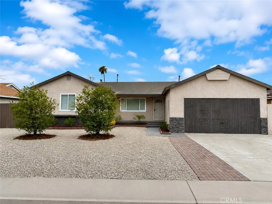 247 E Grant Street, Rialto, CA 92376 - #2