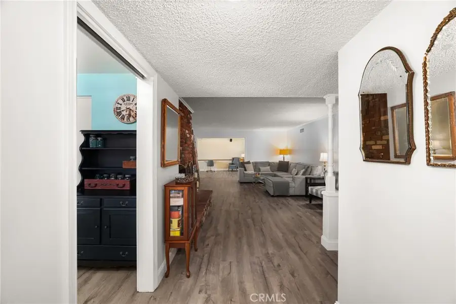 527 Nottingham Drive, Redlands, CA 92373 - #3