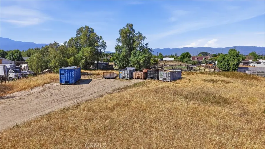 18438 Hawthorne, Bloomington, CA 92316 - #2