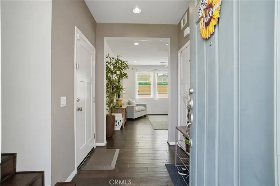 20040 Dampa Lane, Winnetka, CA 91306 - #2