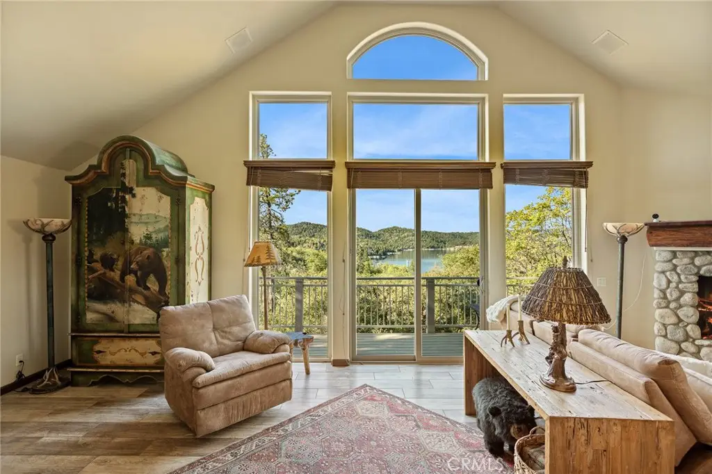 1184 Acadia, Lake Arrowhead, CA 92352 - #1