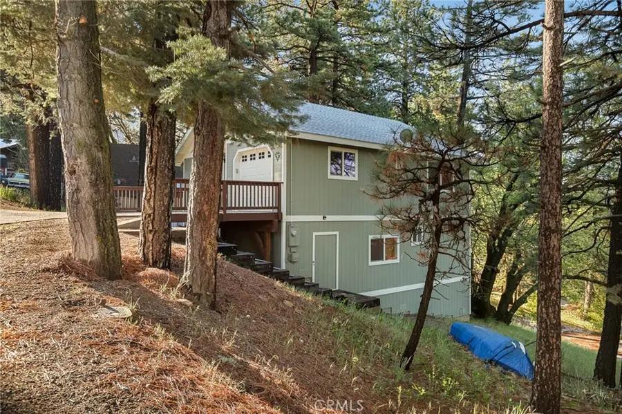 30701 Knoll View, Running Springs, CA 92382 - #3