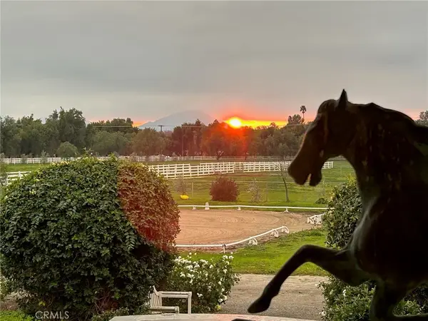 820 Santa Fe Highlands Dr, Ramona, CA 92065