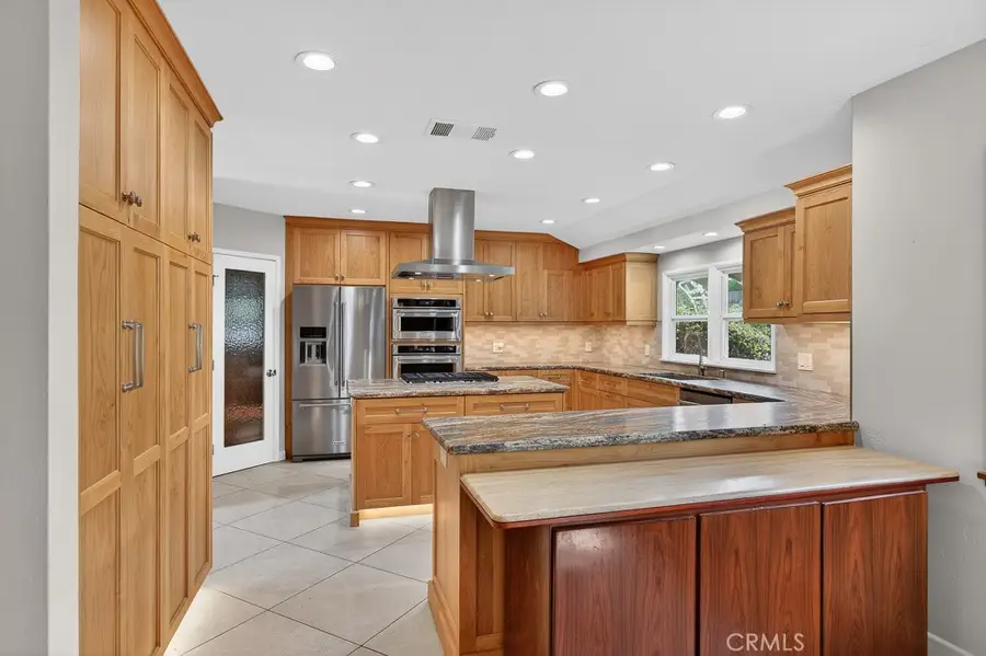 1120 W Crescent, Redlands, CA 92373 - #3