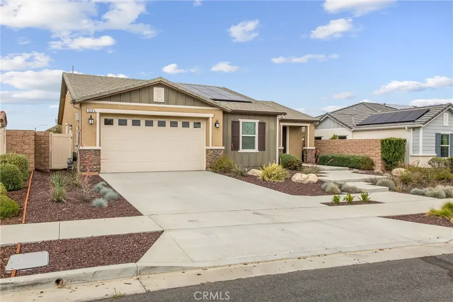 516 Farmstead St, Hemet, CA 92543 - #3