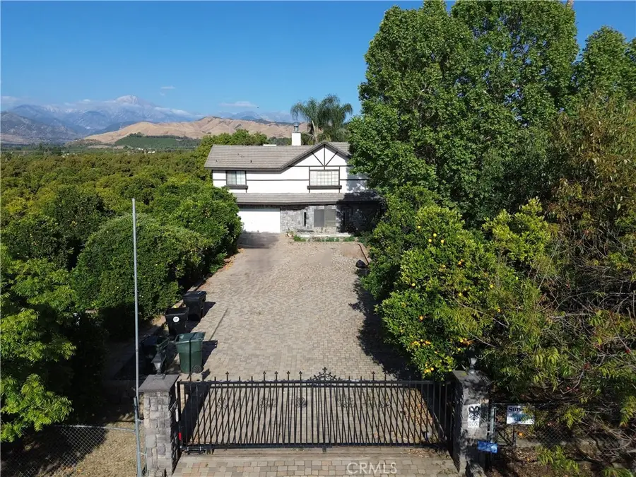 11051 Walnut Street, Redlands, CA 92374 - #2