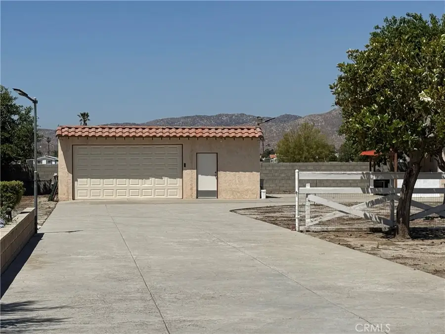 1155 N Lyon, Hemet, CA 92543 - #2