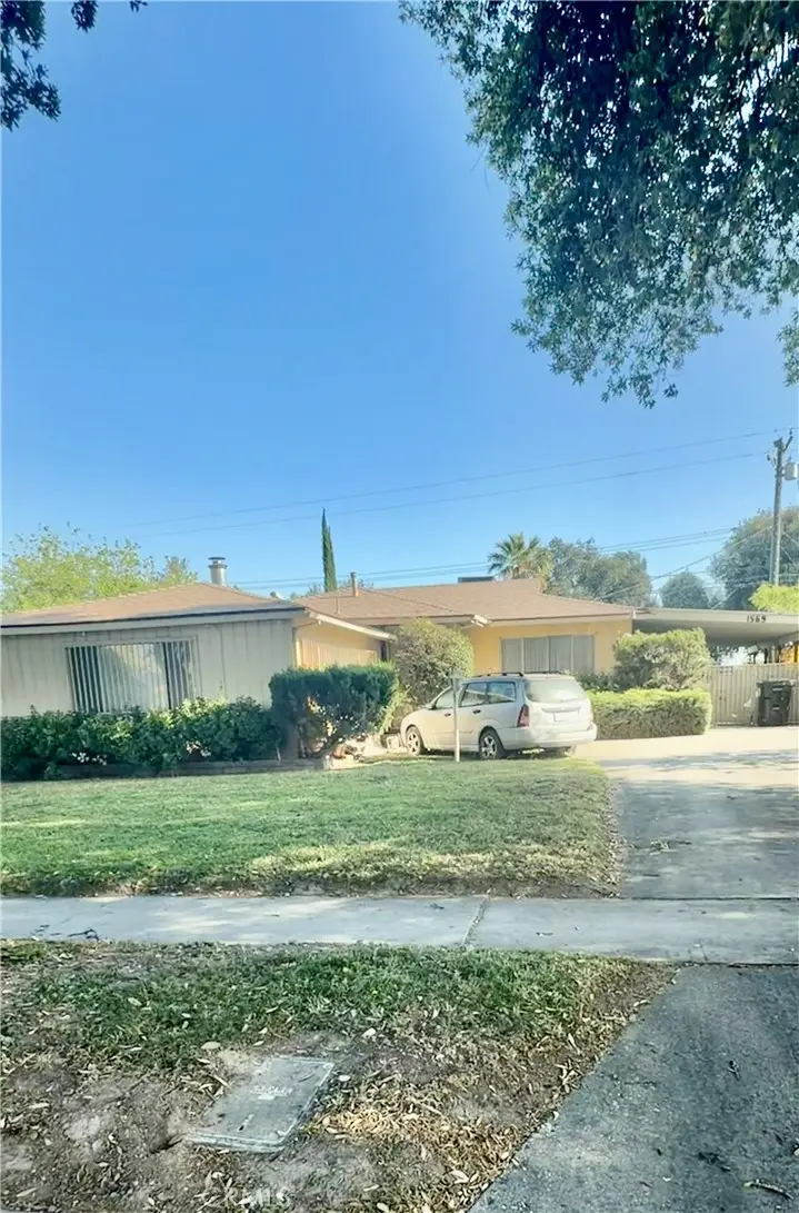 1569 W 16th Street, San Bernardino, CA 92411 - #1