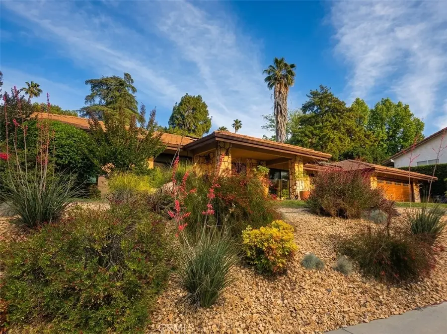 1405 Sterling Road, Redlands, CA 92373 - #2