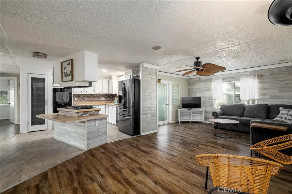 15181 Van Buren, Riverside, CA 92504 - #1