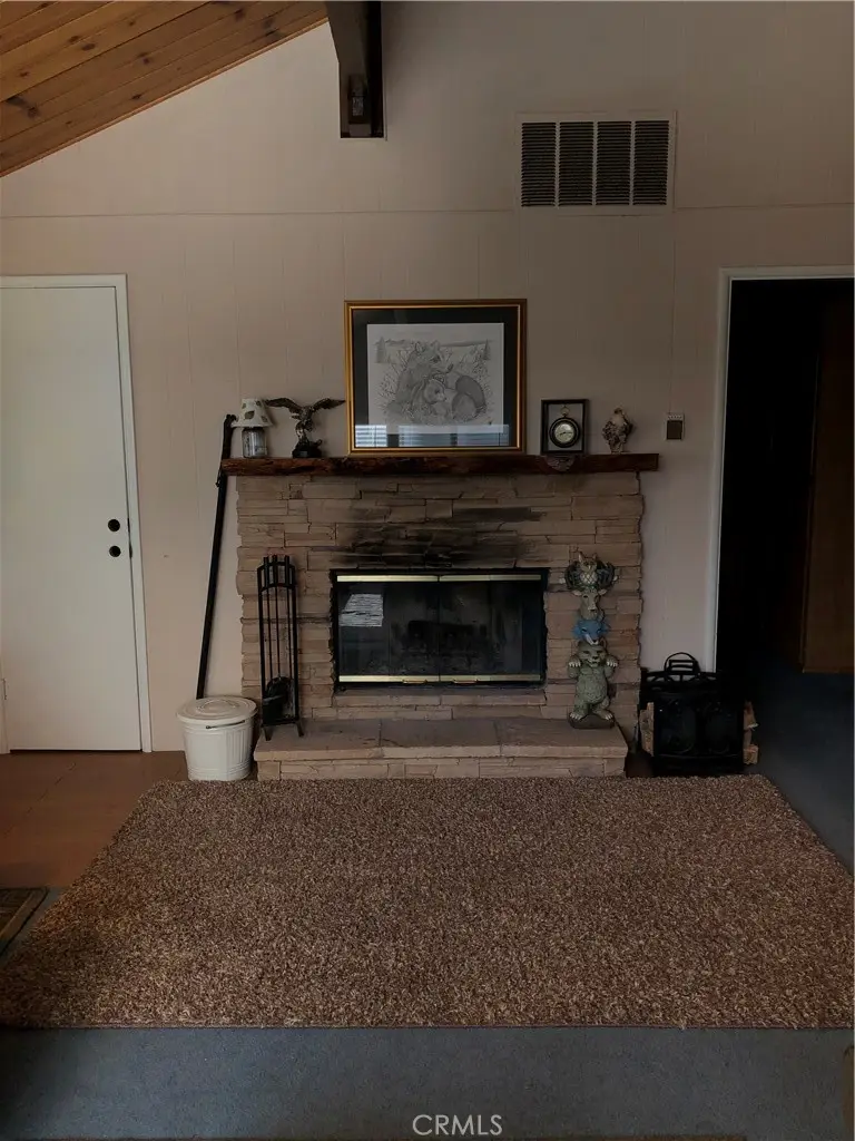 1060 Eagle Mountain Dr., Big Bear City, CA 92314 - #2