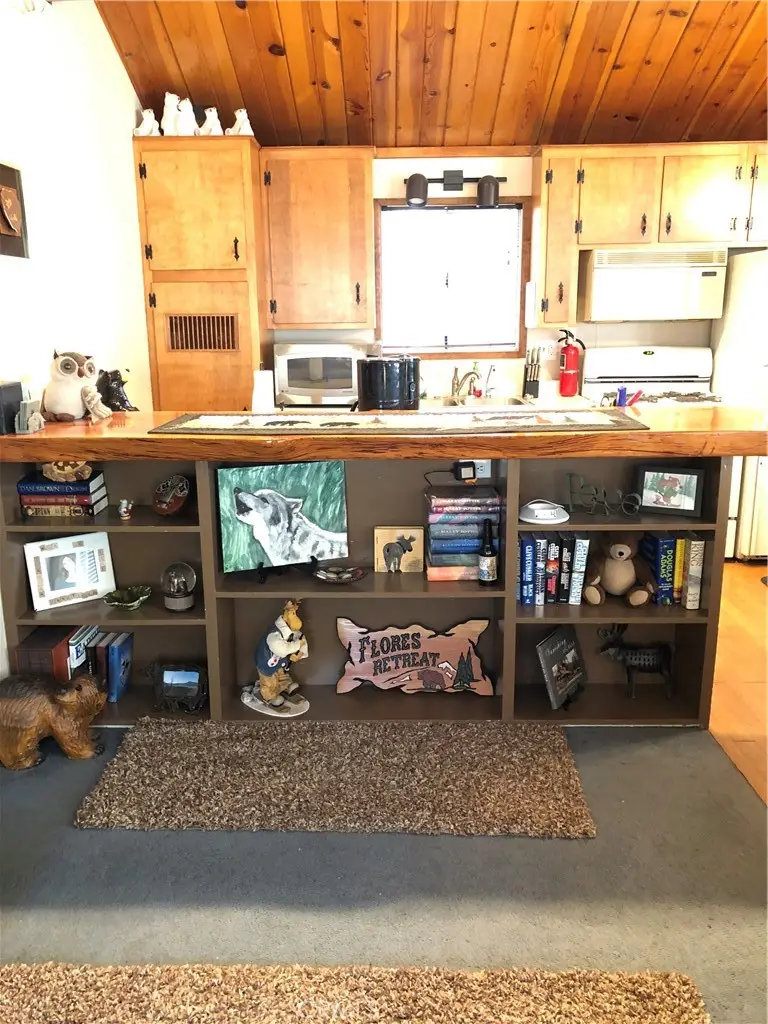 1060 Eagle Mountain Dr., Big Bear City, CA 92314 - #3