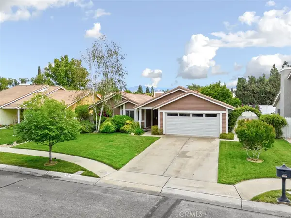 1214 Country, Redlands, CA 92374