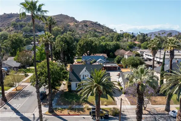 3893 Pine Street, Riverside, CA 92501
