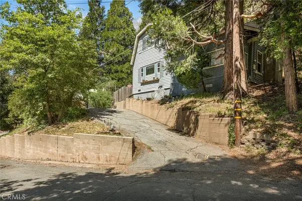 482 Zuger Court, Crestline, CA 92325
