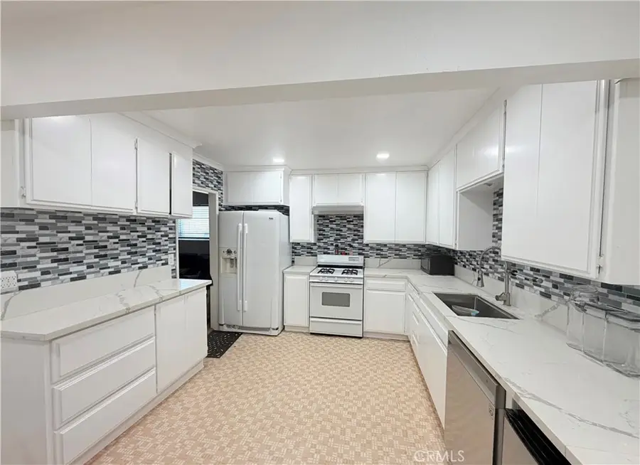 295 Spruce, Crestline, CA 92325 - #3