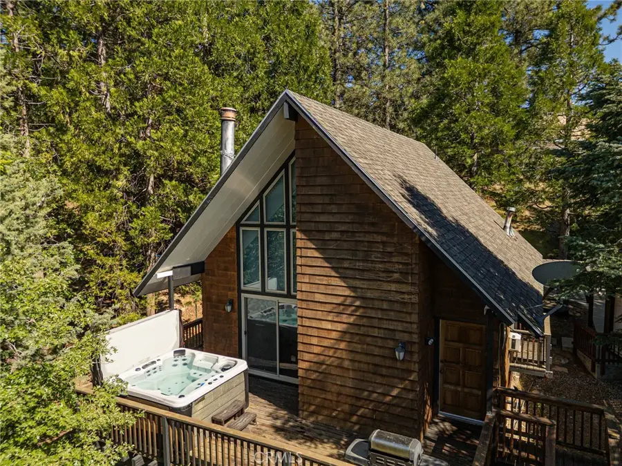 807 Grass Valley, Lake Arrowhead, CA 92352 - #2