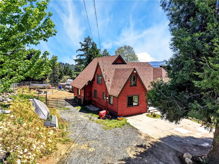336 Lovers, Cedarpines Park, CA 92322 - #3