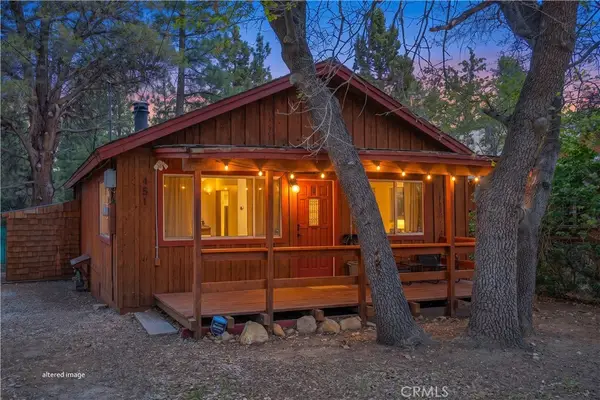 451 Cedar Lane, Sugarloaf, CA 92386