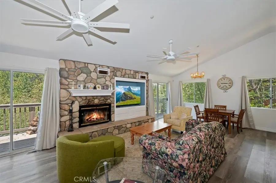 1023 Pintail Circle, Lake Arrowhead, CA 92352 - #3