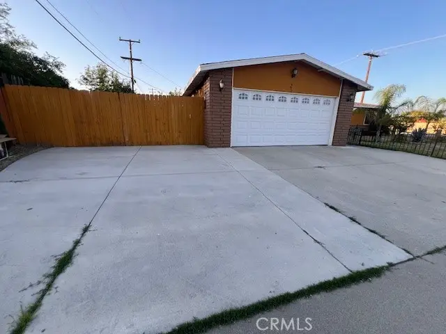 690 E Etiwanda, Rialto, CA 92376 - #2