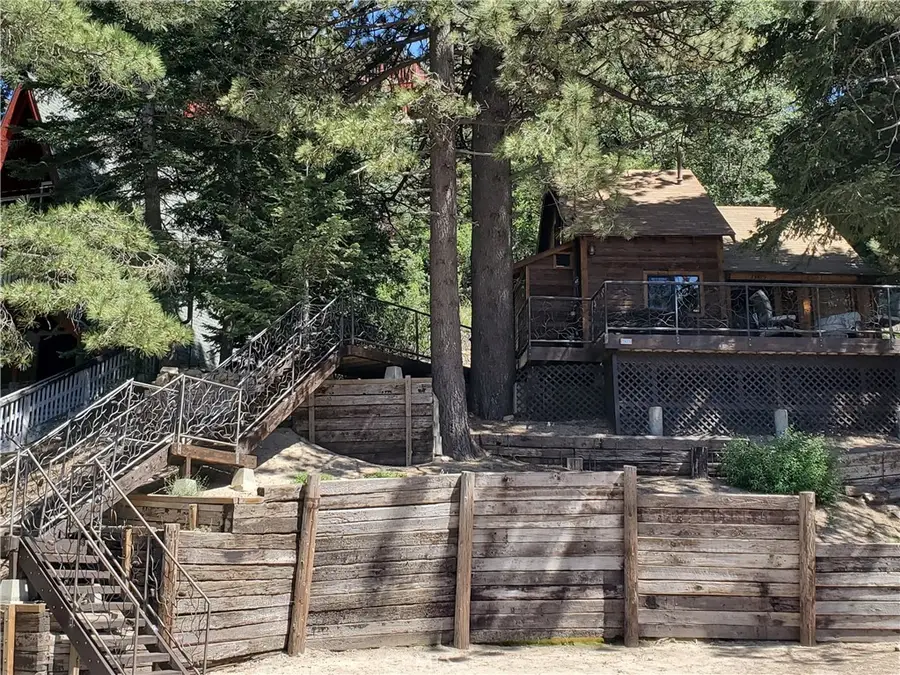 33429 Robin Drive, Green Valley Lake, CA 92341 - #2