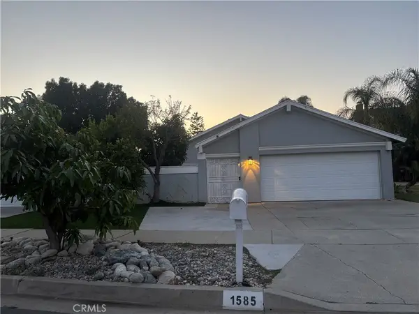 1585 Camelot, Corona, CA 92882