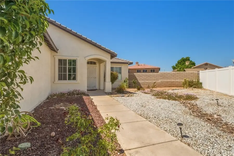 13900 Nelliebell, Victorville, CA 92392 - #3