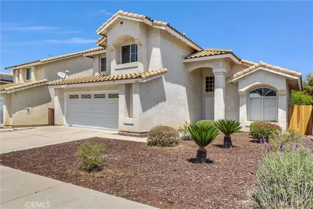 661 La Cumbre, Corona, CA 92879 - #1