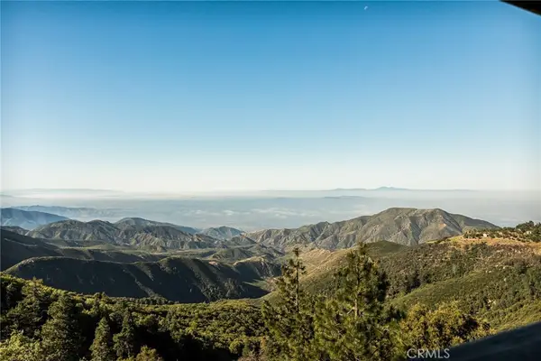 31537 Old City Creek, Running Springs, CA 92382