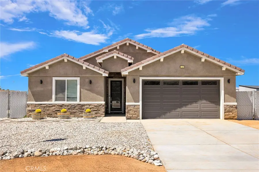 22620 Laurel, Apple Valley, CA 92308 - #2