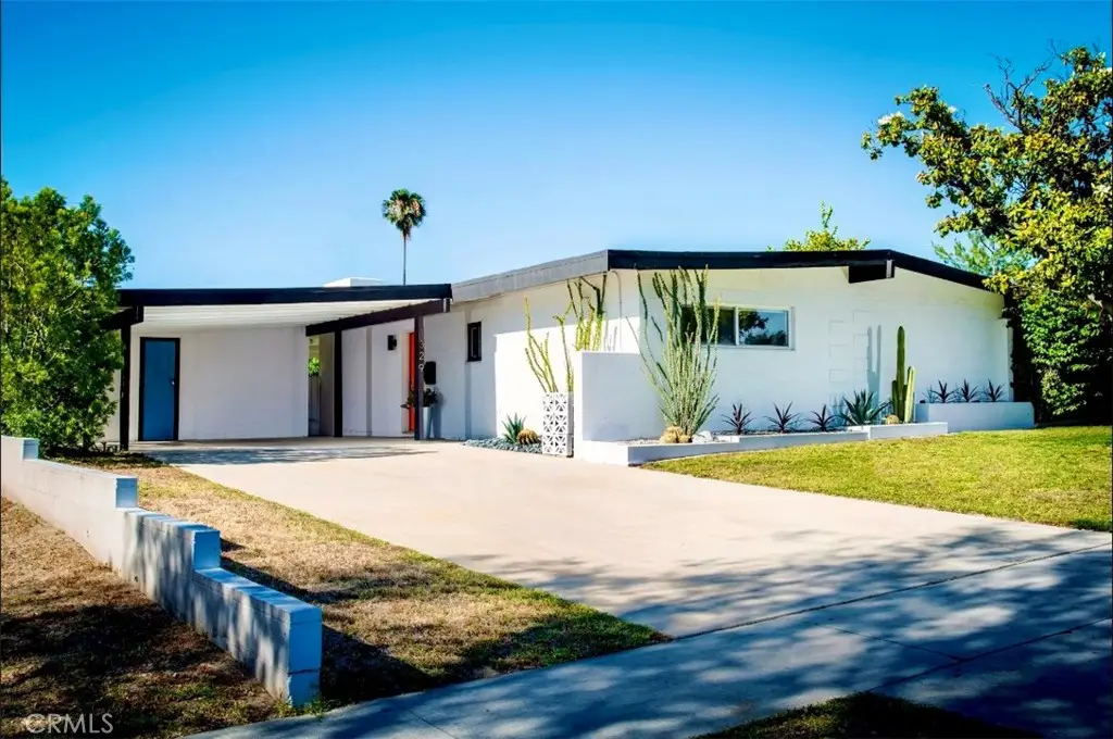 1329 Campus Avenue, Redlands, CA 92374 - #1