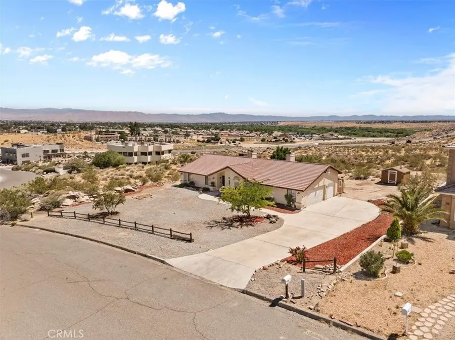15984 Tinta Road, Apple Valley, CA 92307 - #2