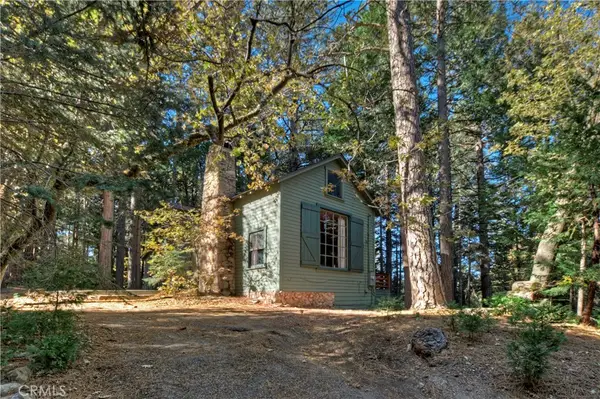 648 Crest Estates Drive, Lake Arrowhead, CA 92352