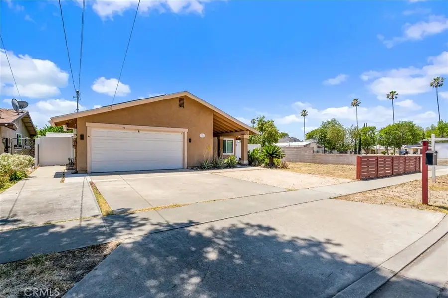 17343 Anastasia, Fontana, CA 92335 - #2