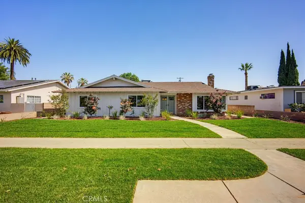 109 E Francis Street, Corona, CA 92879