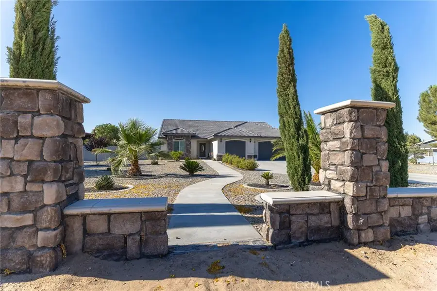 14978 Palm, Hesperia, CA 92345 - #2