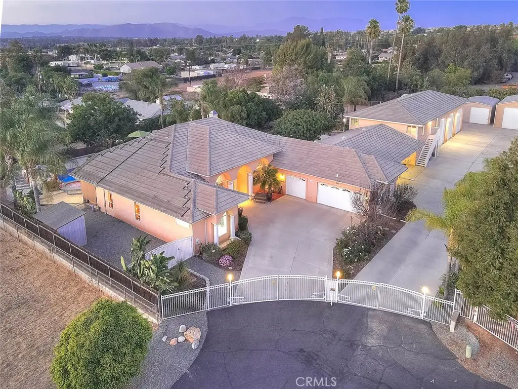 17292 Bali, Riverside, CA 92504 - #1