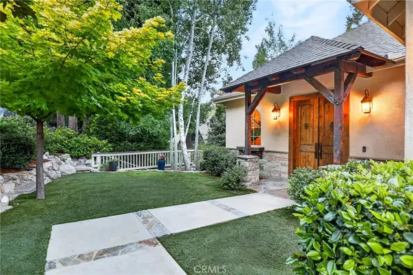 27360 Elmwood, Lake Arrowhead, CA 92352