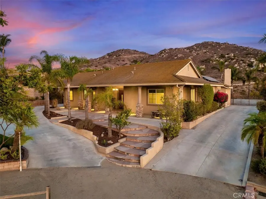 512 Draft Horse Place, Norco, CA 92860 - #2