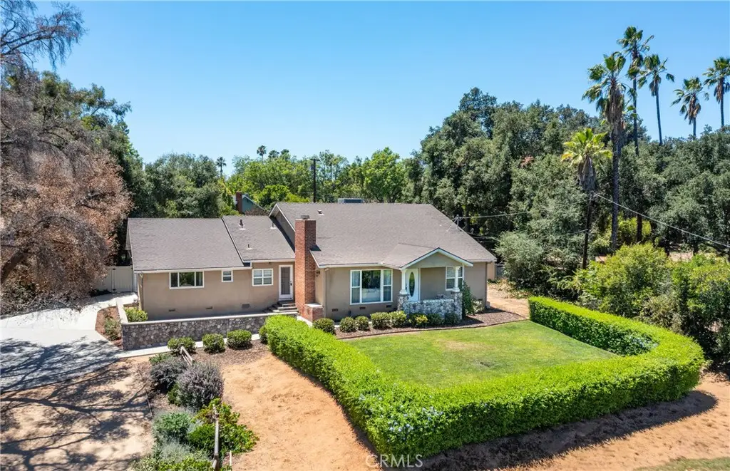 21 W Hilton Avenue, Redlands, CA 92373 - #1