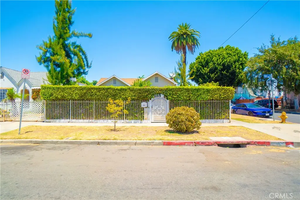 201 W 103rd, Los Angeles, CA 90003 - #1