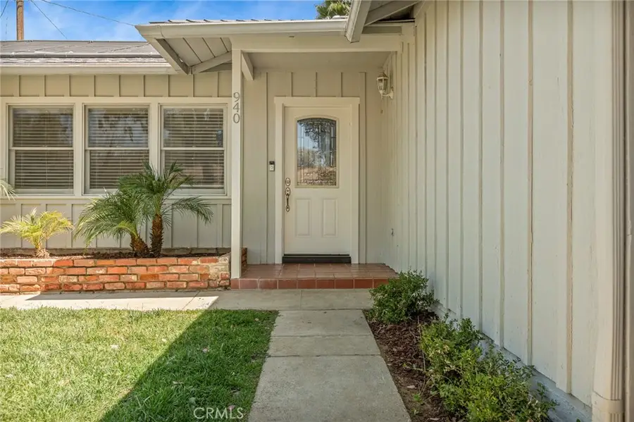 940 Carob, Redlands, CA 92373 - #3