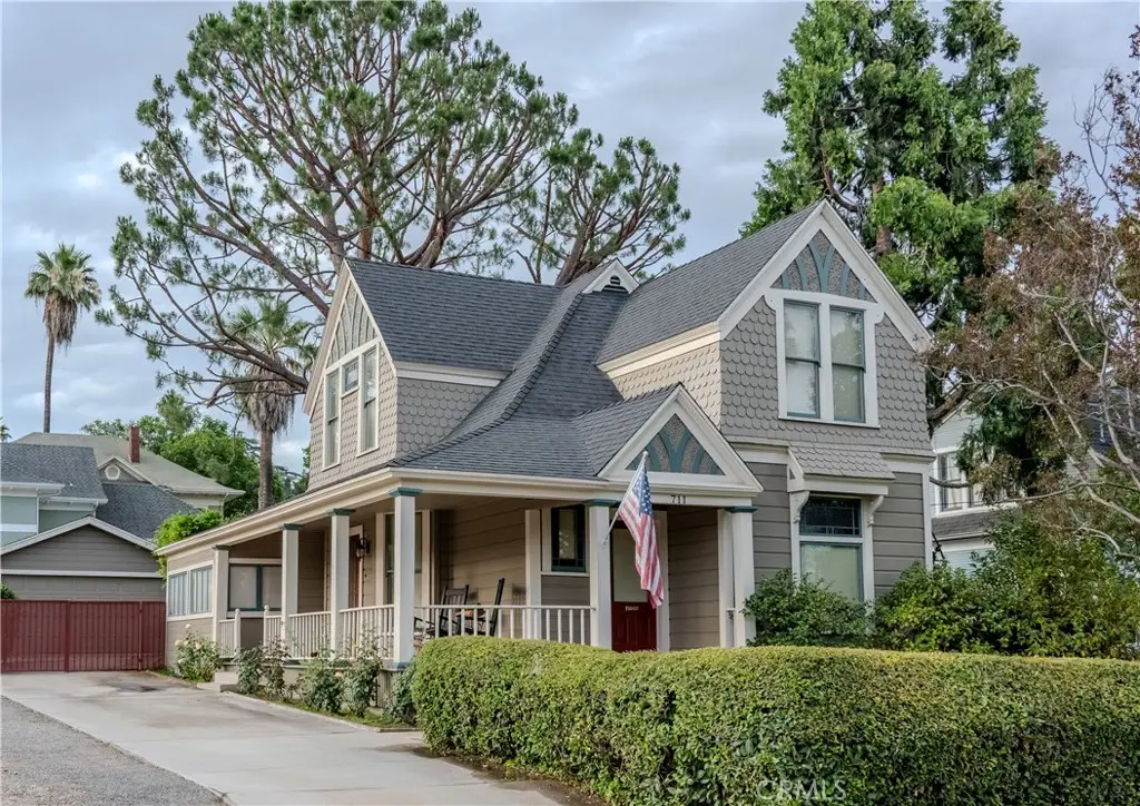 711 Chestnut, Redlands, CA 92373 - #1