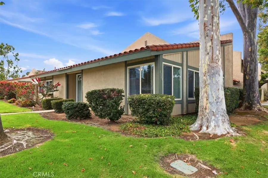 1304 Camelot Drive, Corona, CA 92882 - #2